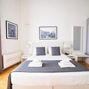 Capitals Luxury River 2* Rome
