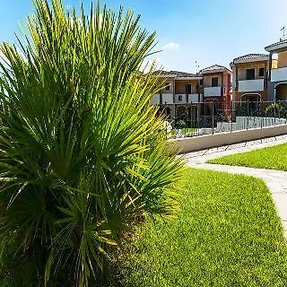 Aparthotel Residenza Le Farfalle Tergu