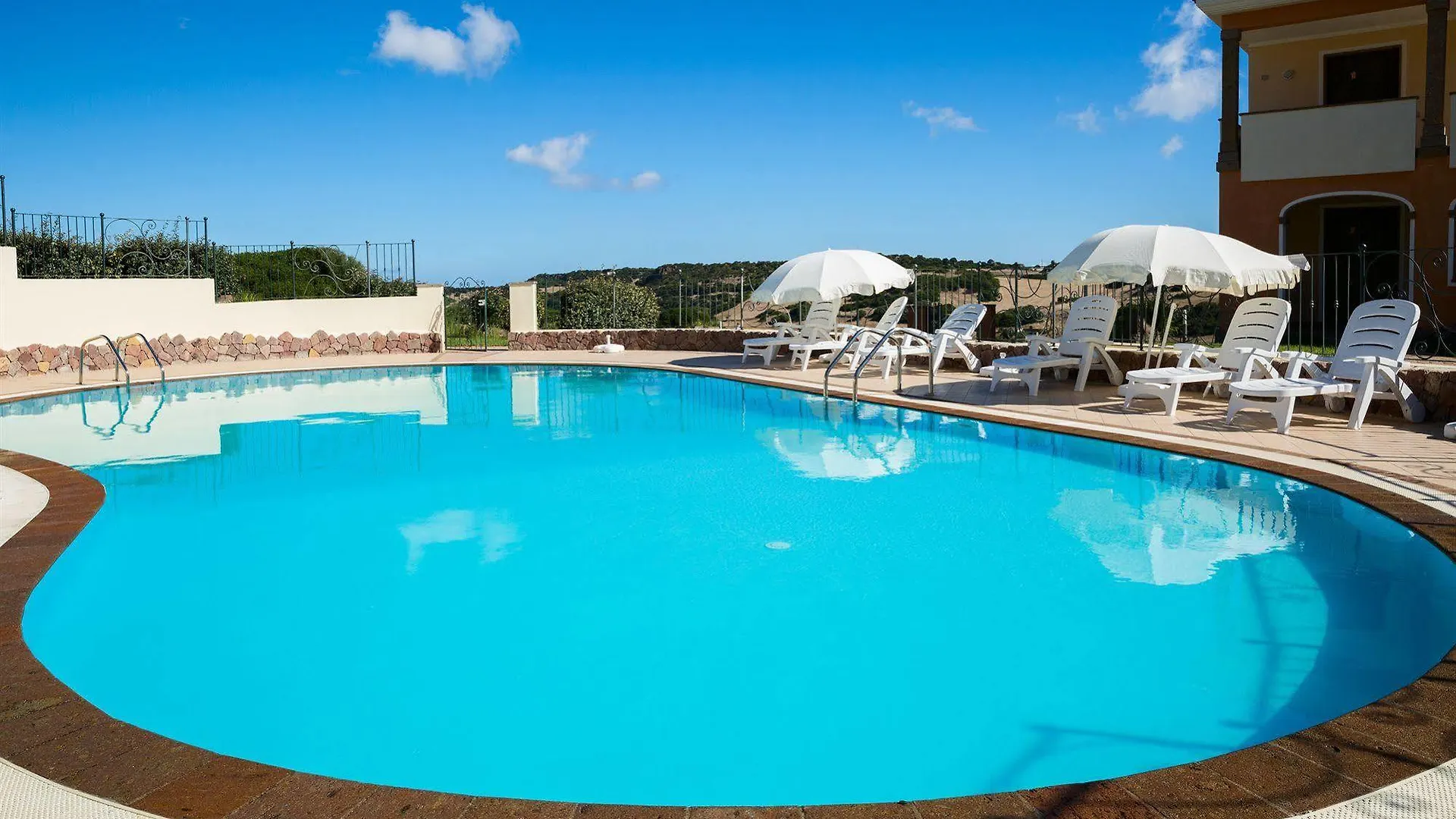Residenza Le Farfalle Tergu Lejlighedshotel