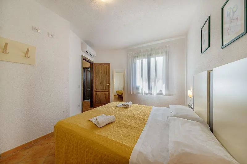 Residenza Le Farfalle Tergu